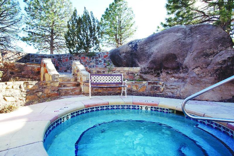 Days Inn & Suites By Wyndham Santa Rosa, Nm Exterior photo